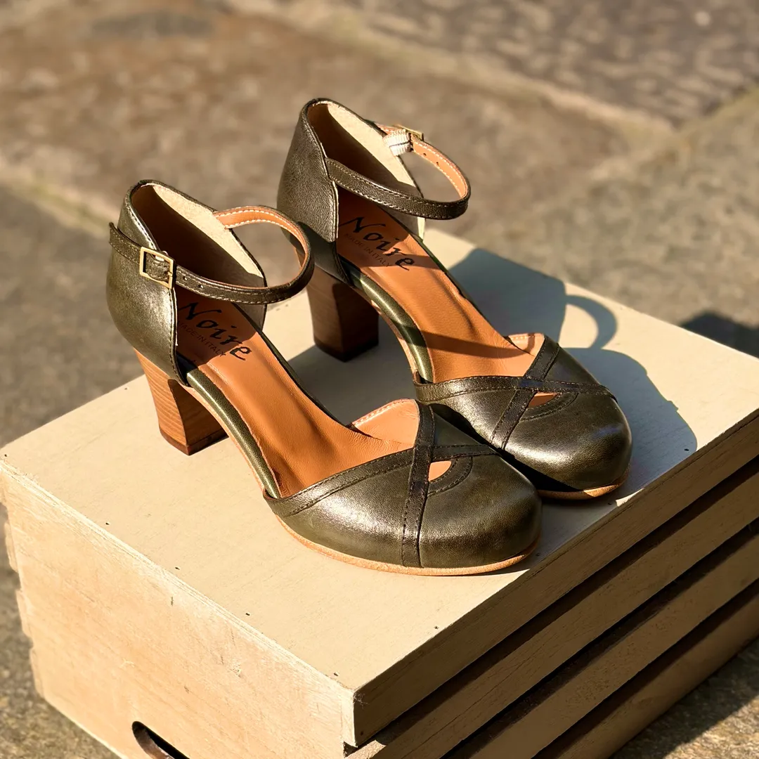 Modello Letizia - color FORESTA