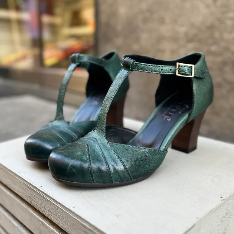 Modello Clarissa - color PETROLIO