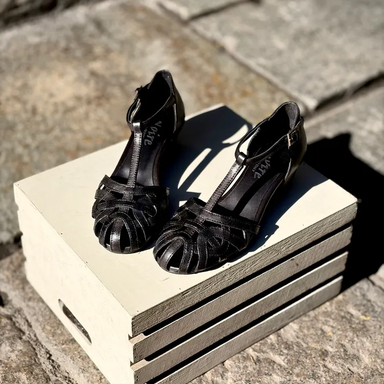 Modello Alice tacco 3 cm - color NERO