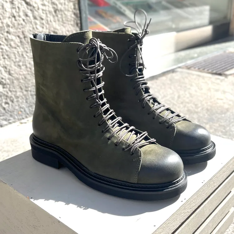 Modello Pattino Boots - color PIOPPO WASH