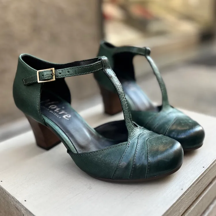 Modello Clarissa - color PETROLIO