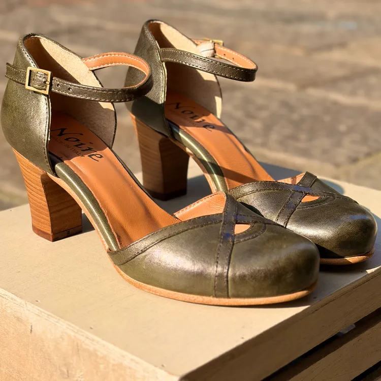 Modello Letizia - color FORESTA