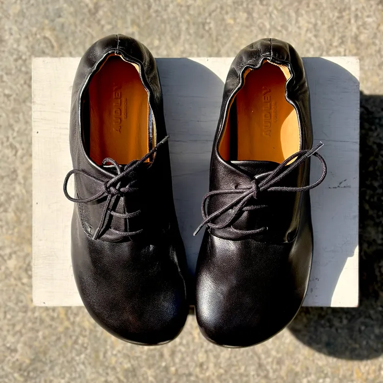 Modello Claudette - color NERO