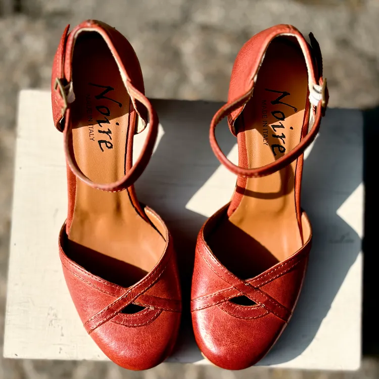 Modello Letizia - color ROSSO BRUCIATO