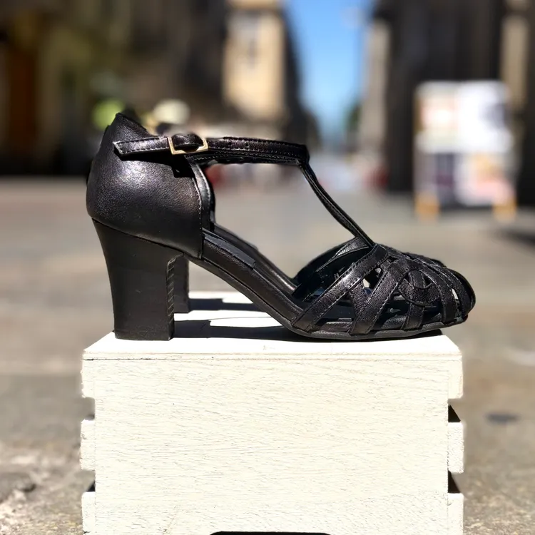 Modello Alice - color NERO