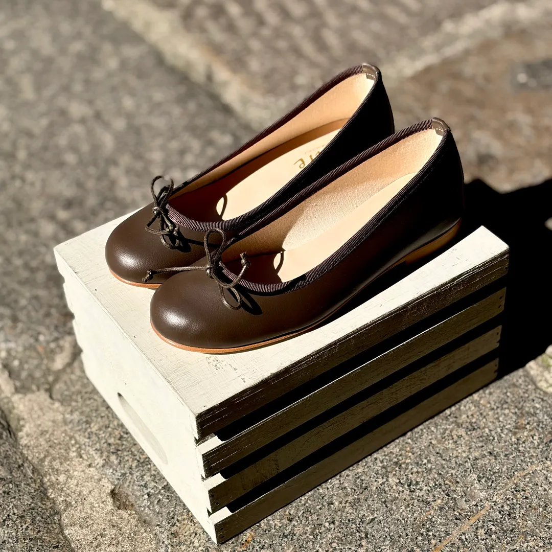 Ballerina con zeppa interna - color FANGO