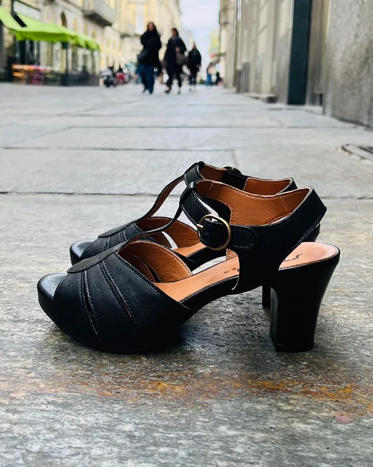 Sandalo Fiore - color NERO