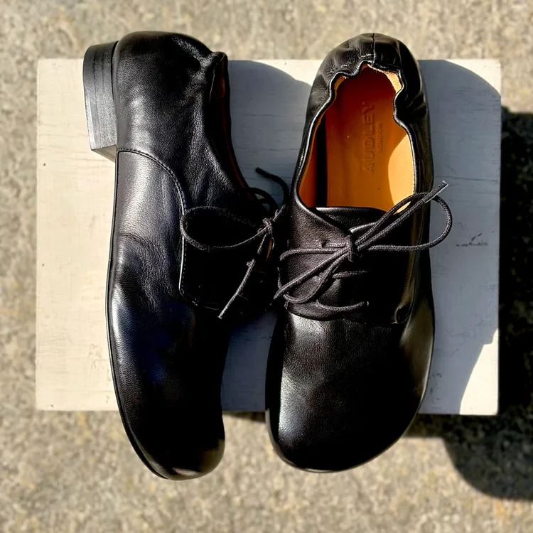 Modello Claudette - color NERO