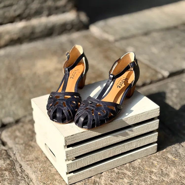 Modello Alice tacco 3 cm - color BLU ABISSO