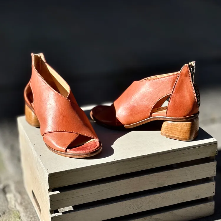 Sandalo Venere - color COGNAC