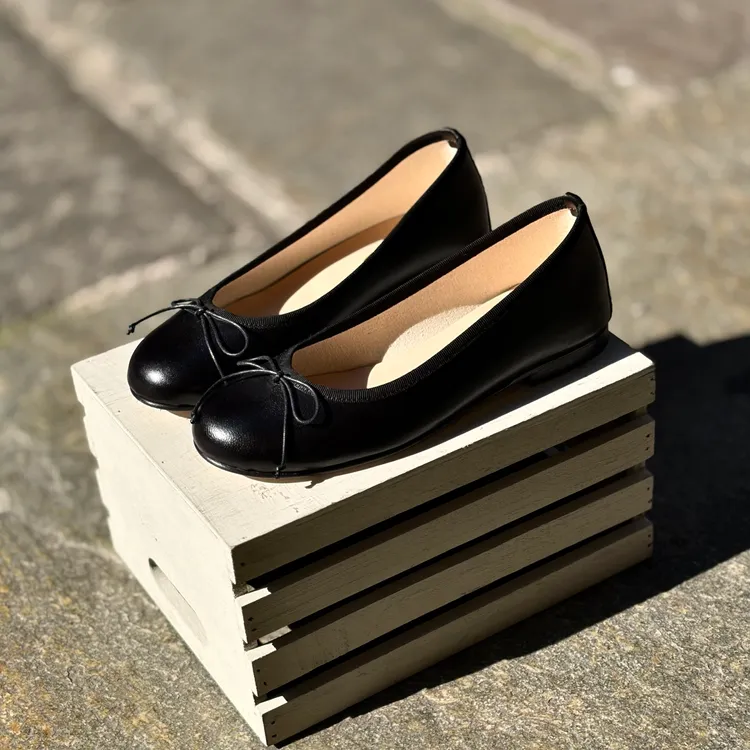 Ballerina con zeppa interna - color NERO