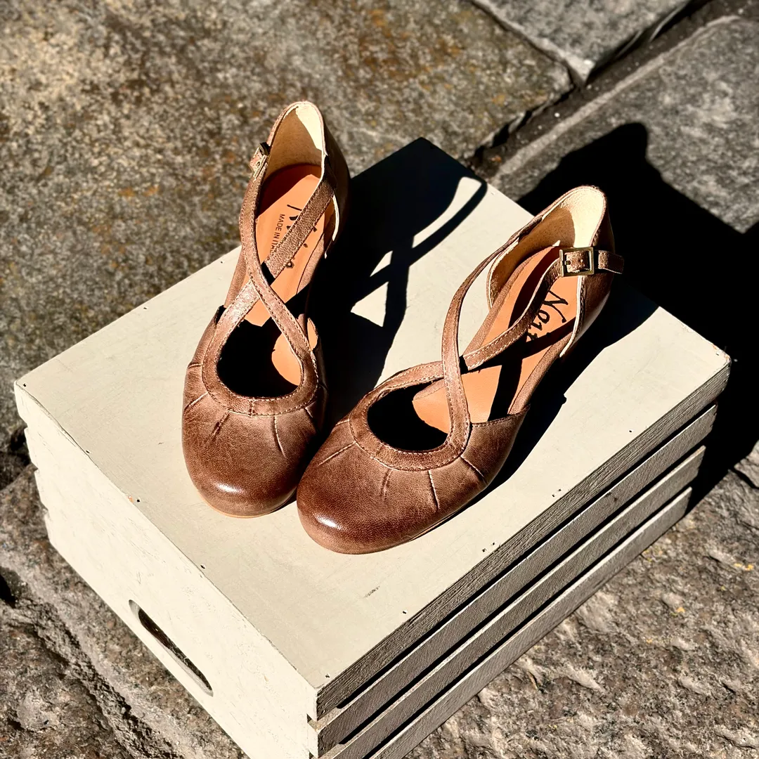 Modello Lucrezia tacco 3 cm - color TAUPE