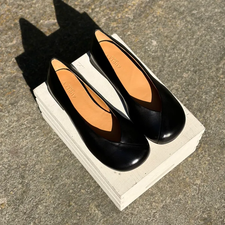 Modello Zaira - color NERO