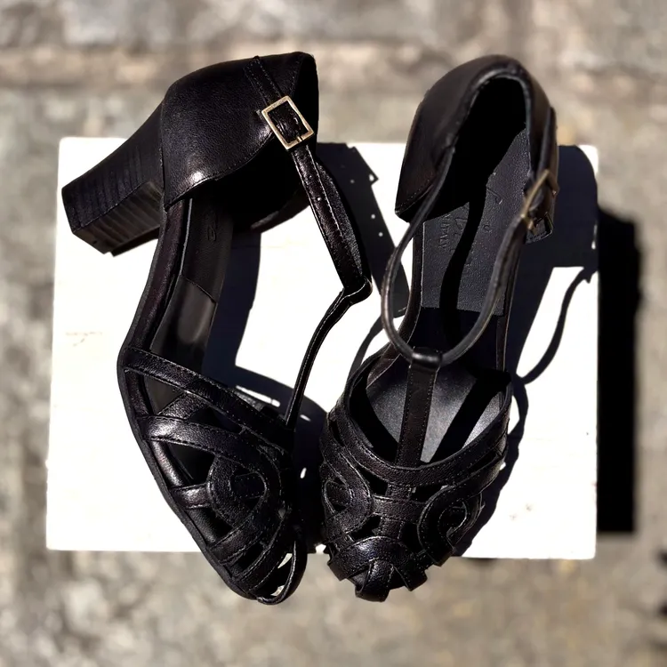 Modello Alice - color NERO