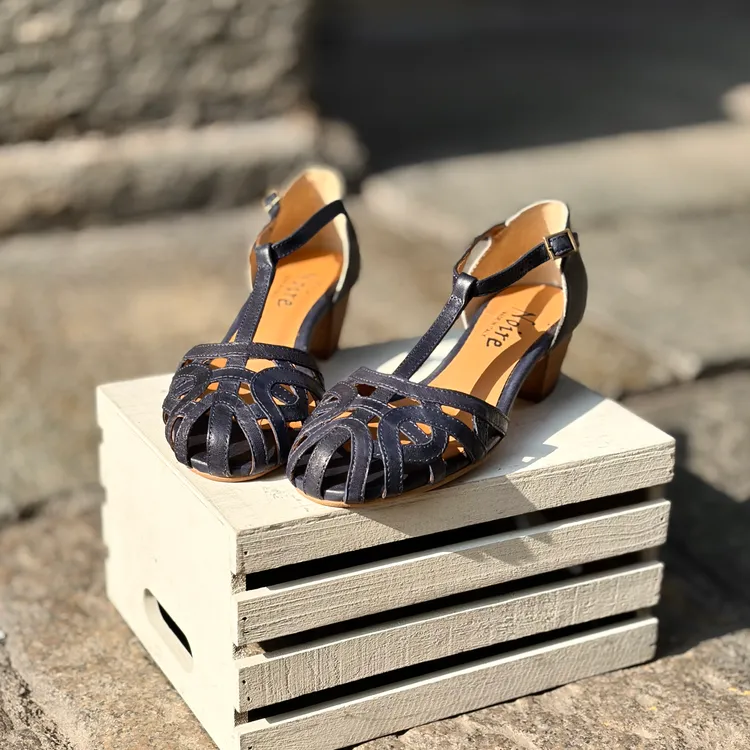 Modello Alice tacco 3 cm - color BLU ABISSO