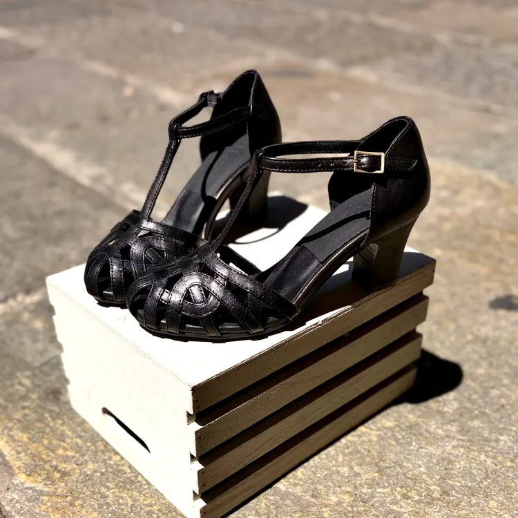 Modello Alice - color NERO