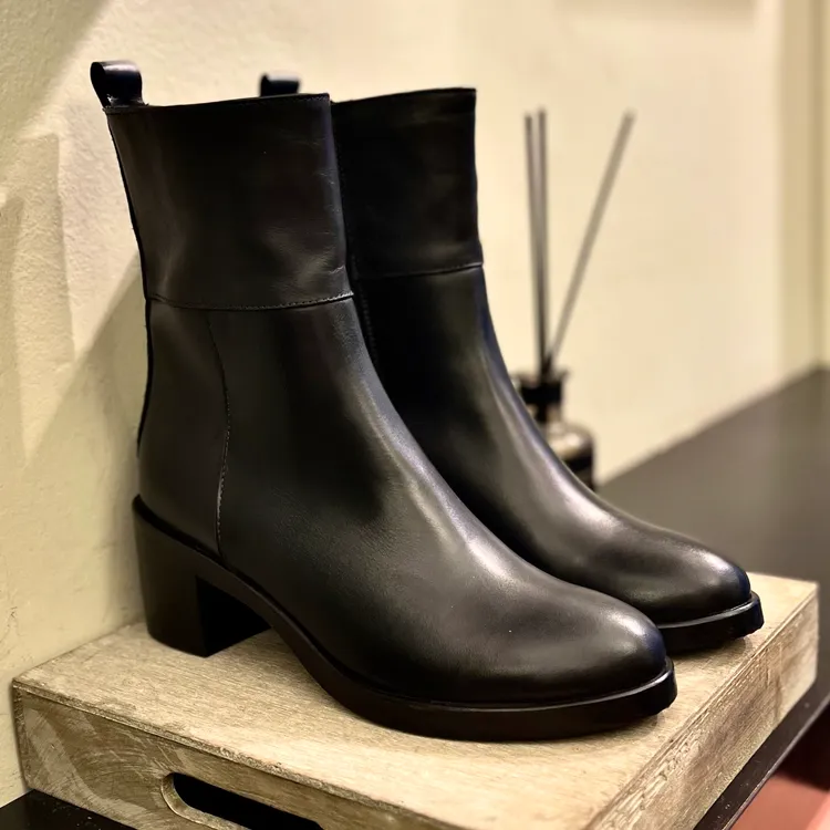 Tronchetto Jo gambale ALTO - color NERO