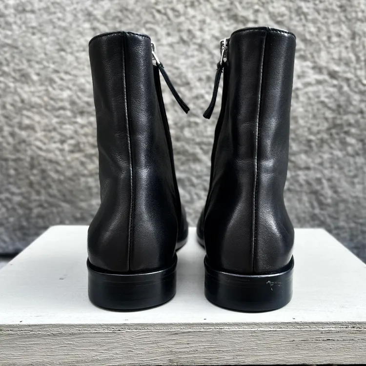 Modello Lola - colore NERO 