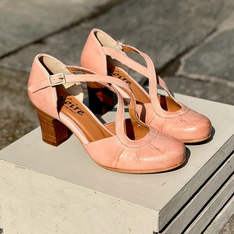 Modello Lucrezia - color CIPRIA