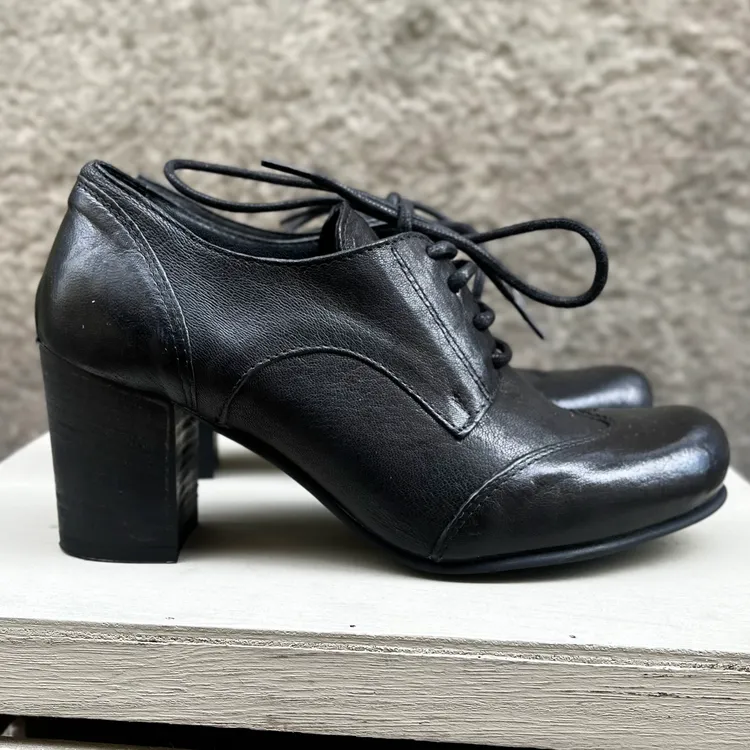 Francesina Louise - color NERO