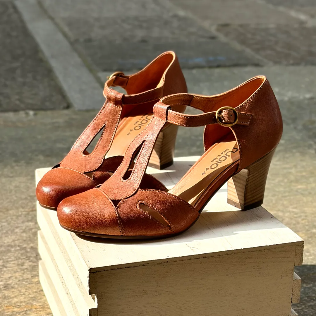 Petalo - color CUOIO