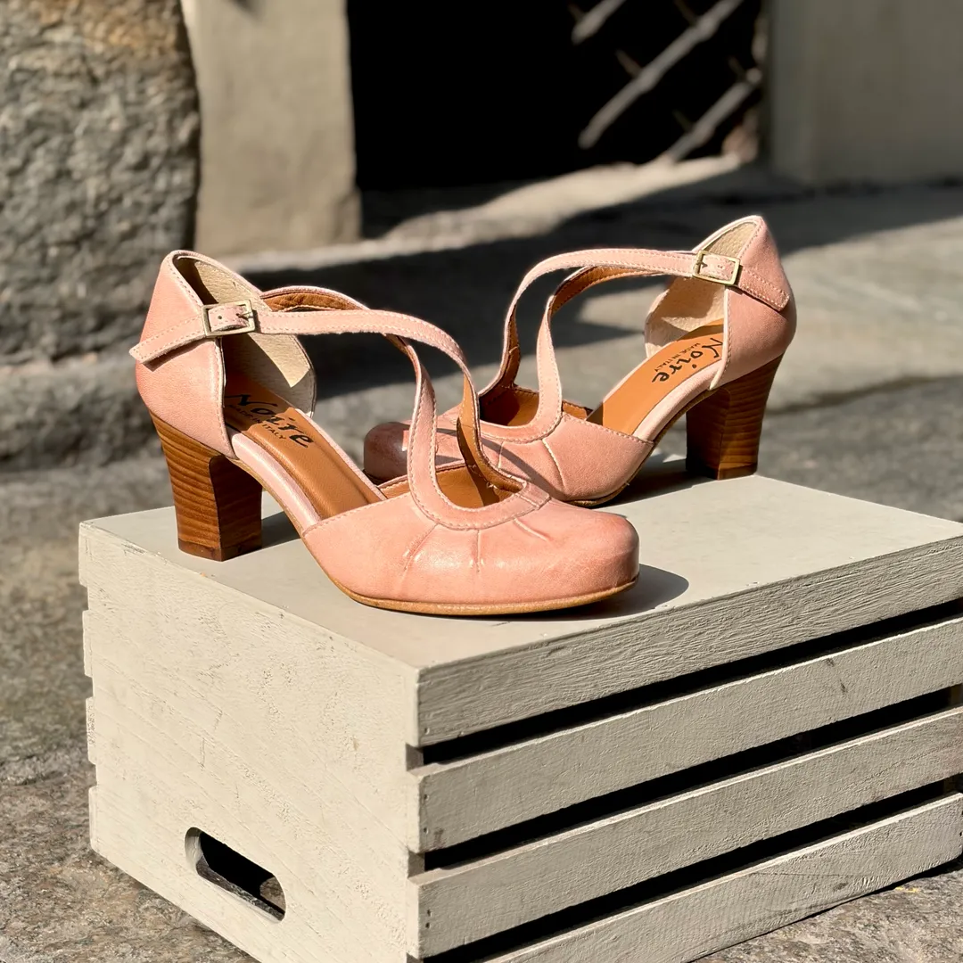 Modello Lucrezia - color CIPRIA