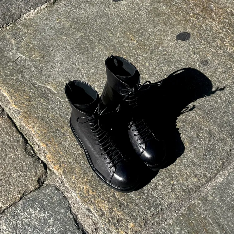 Modello Pattino Boots - NERO LUCIDO