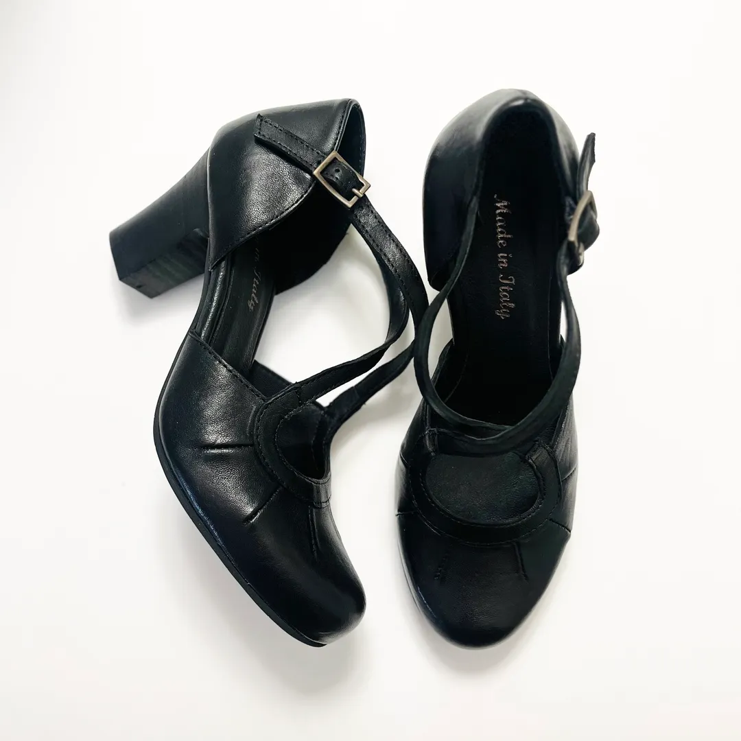 PREVENDITA Modello Lucrezia - incrocio TOTAL BLACK