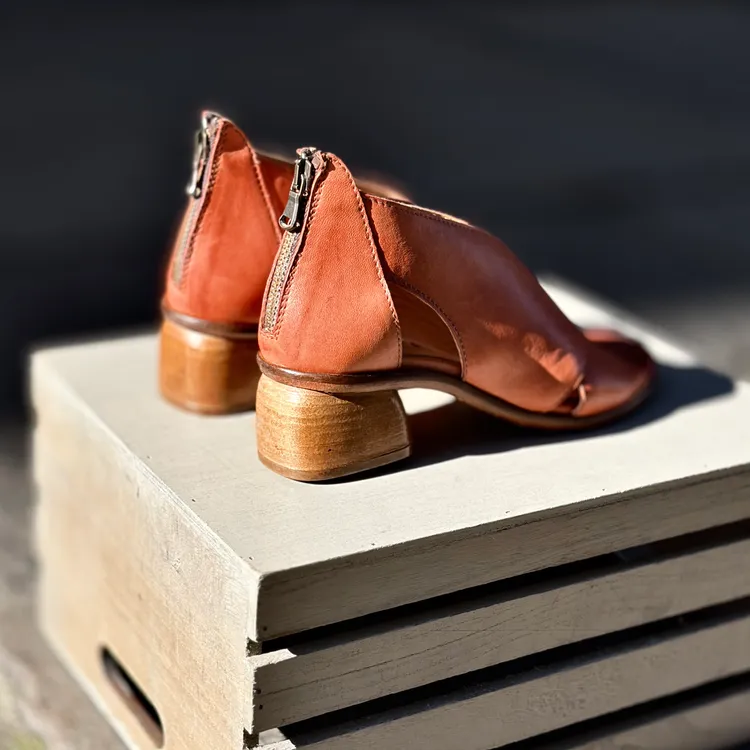 Sandalo Venere - color COGNAC