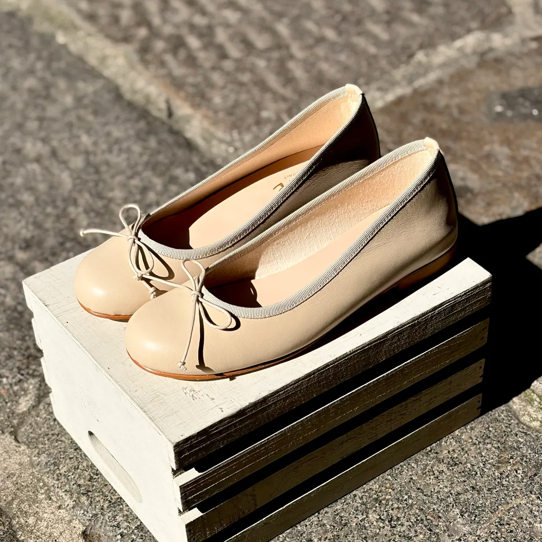 Ballerina con zeppa interna - color ECRU