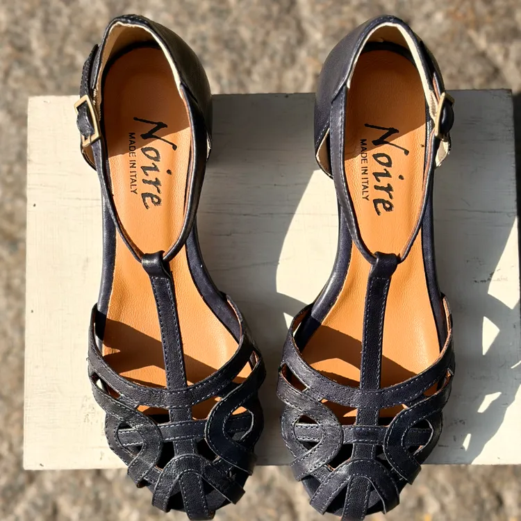 Modello Alice tacco 3 cm - color BLU ABISSO