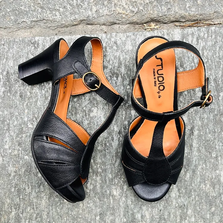 Sandalo Fiore - color NERO
