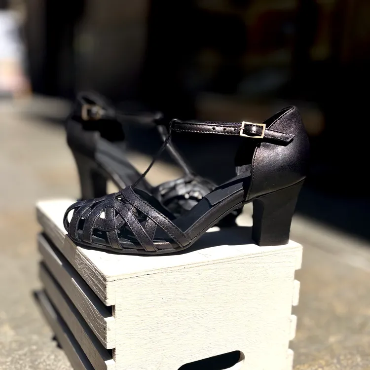 Modello Alice - color NERO
